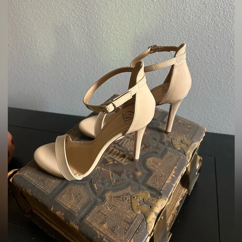 My Delicious Shoes Tyrell Beige Strap Patent Heels - Picture 6 of 12